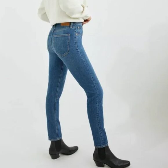 ARITZIA DENIM FORUM The Yoko High Rise Slim Jeans- Size 24W, 28L - Picture 7 of 8